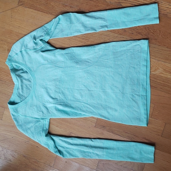 lululemon athletica Tops - Run Swiftly long sleeve